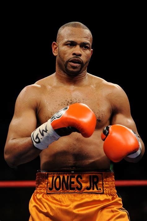 Jones jr boxer - Roy Jones Junior named his most underrated fighter in boxing history when on the DAZN Boxing Show. The four-division champion, the only person to ever start a career at junior middleweight and win ...